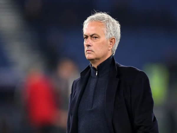 HLV Jose Mourinho