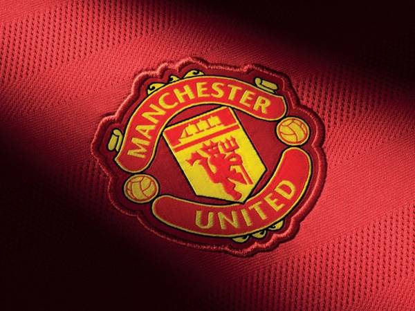 Logo Manchester United có ý nghĩa như thế nào qua các thời kỳ?