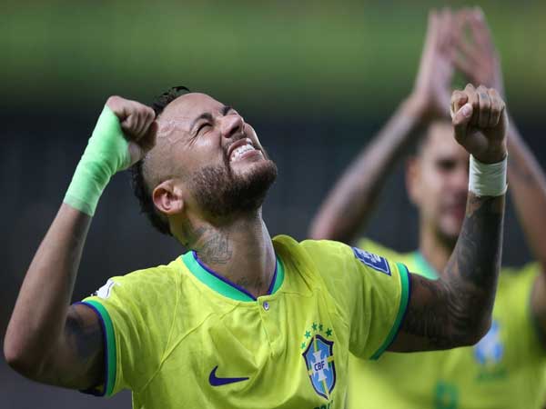 Con đường sự nghiệp của Neymar