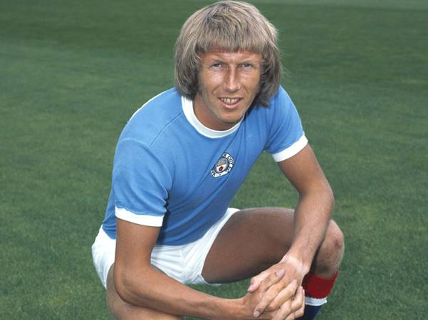 Colin Bell - Huyền thoại Man City vĩ đại nhất trong lịch sử Colin Bell - Huyền thoại Man City vĩ đại nhất trong lịch sử