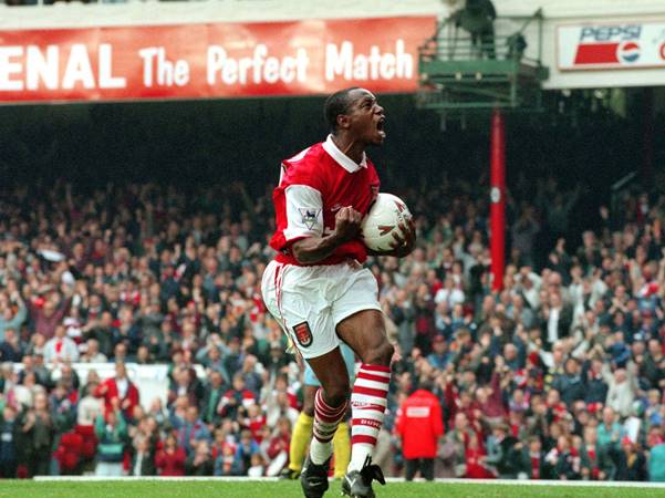 Ian Wright - tiền đạo Arsenal xuất sắc nhất trong những năm 1990 Ian Wright - tiền đạo Arsenal xuất sắc nhất trong những năm 1990