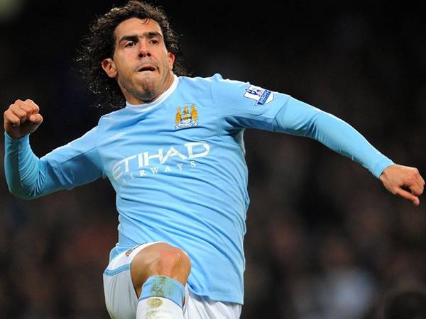 Tiền đạo Carlos Tevez