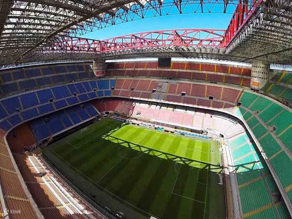 Một góc nhìn khác của San Siro