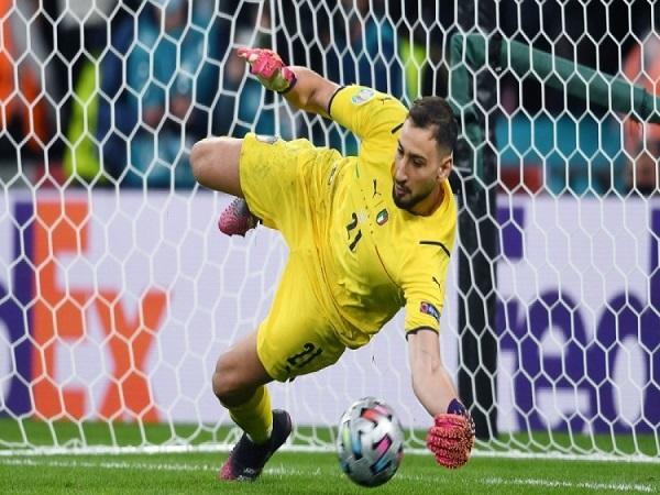 Thủ môn Donnarumma có khả năng hơi chân điêu luyện và khả năng phát động tấn công