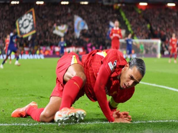 Bóng đá Anh: Van Dijk bị chỉ trích sau trận thua PSG