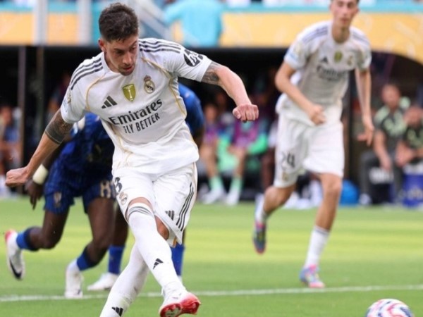 Tin Real: Real Madrid và cơn ác mộng mang tên phạt đền
