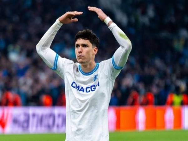 Bóng đá Ý: Juventus đẩy nhanh tiến độ mua Leonardo Balerdi
