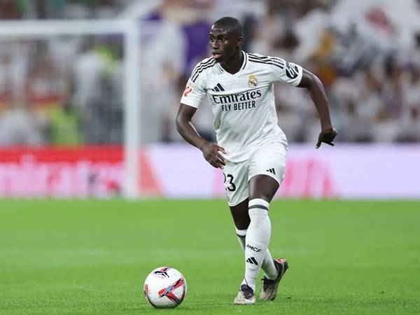 Những dấu ấn không thể xóa nhòa của Ferland Mendy