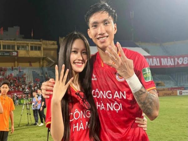 Tin bóng đá: Văn Hậu trở lại danh sách thi đấu của CAHN
