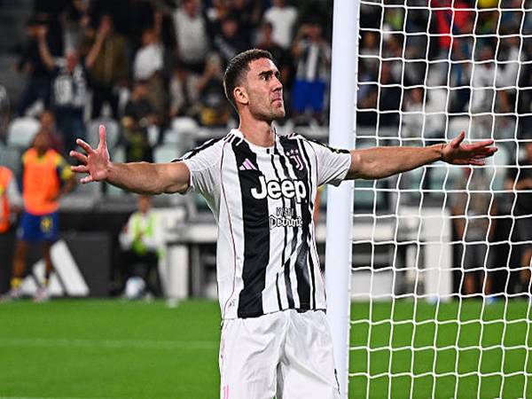 Bóng đá Italy: Juventus có nguy cơ mất trắng Vlahovic