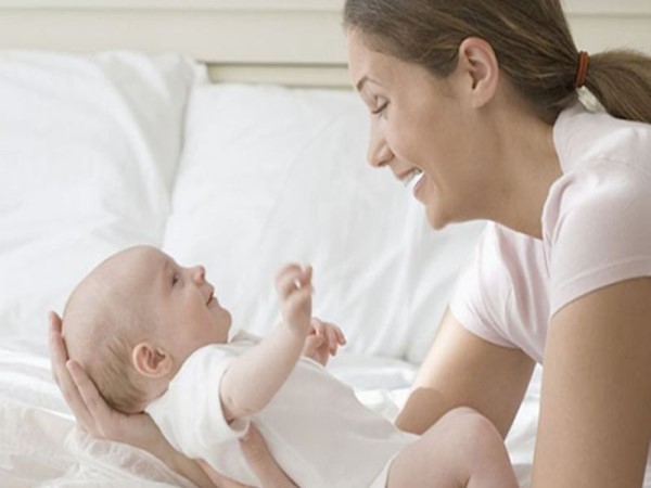 Giải mã nằm mơ thấy có em bé gái, mới sinh là điềm báo gì? Giải mã nằm mơ thấy có em bé gái, mới sinh là điềm báo gì?