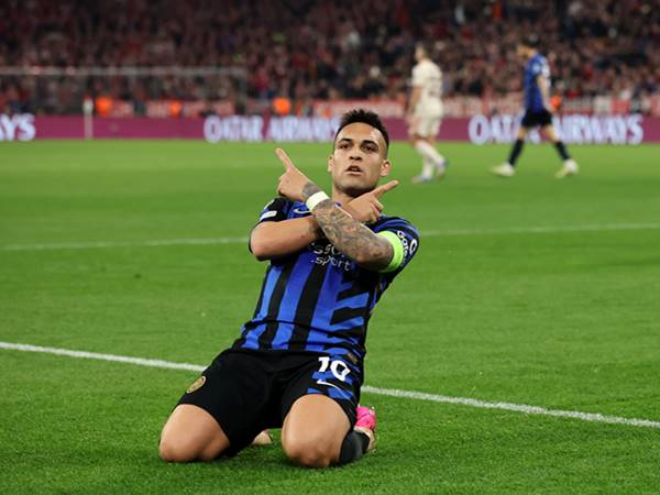 Tin Barca: Barcelona tiến sát tiền đạo Lautaro Martinez