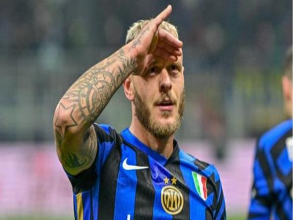 Milan hoàn tất cú đúp derby trước Inter