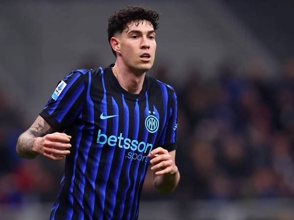 Phong độ ổn định hiện tại của Bastoni