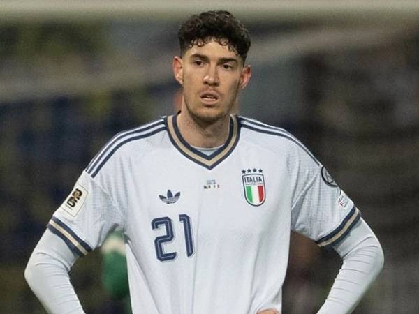 Tin Barca: Barcelona kiên định theo đuổi Bastoni